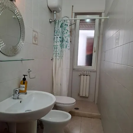 Frühstückspension Casa Estia - Via Toledo 3*