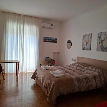 Casa Estia - Via Toledo Frühstückspension 3*